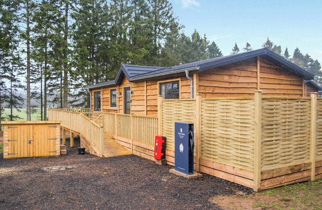 2 bedroom accommodation in Lauder
