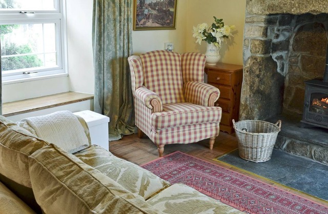 2 bedroom accommodation in Penryn, near Falmouth