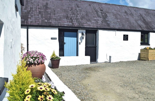 2 bedroom accommodation in Lydstep, near Tenby