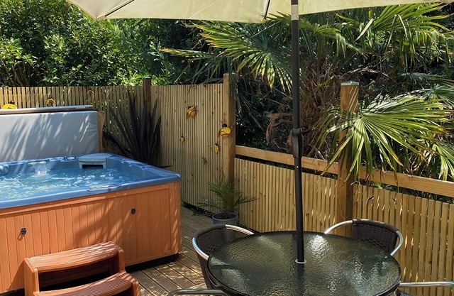2 bedroom accommodation in Stratton, Bude