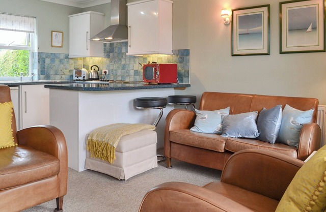 2 bedroom accommodation in Holt