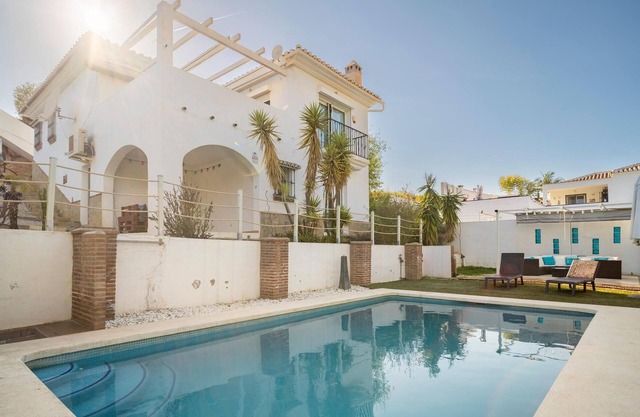 2 bedroom amazing home in Viñuela