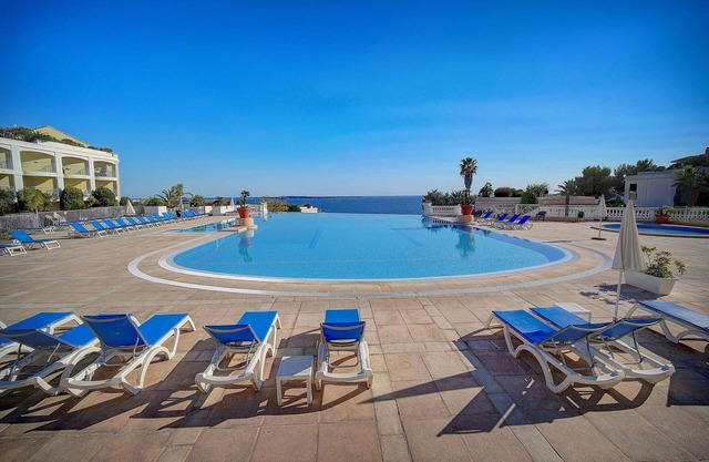 2 Bedroom Apartment in Cannes