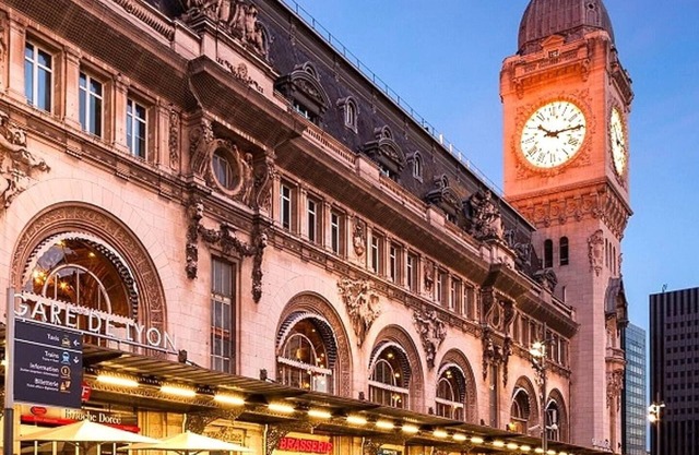 2 Bedroom Apartment In The Heart of Bastille