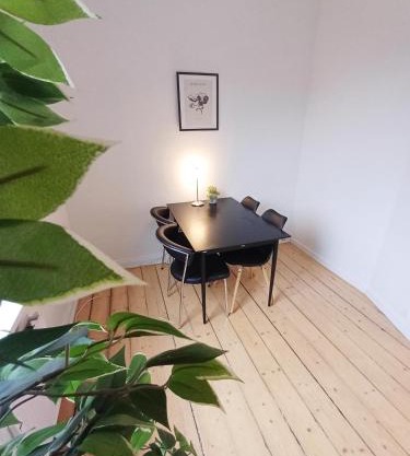 2 Bedroom Apartment near pedestrian street