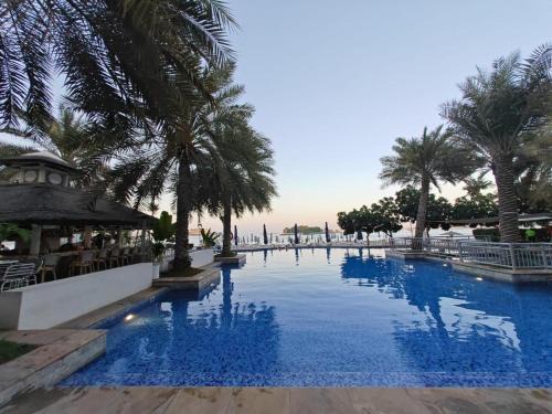 2 Bedroom beach front apartment