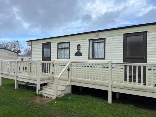 2 Bedroom caravan Hunstanton pets go free