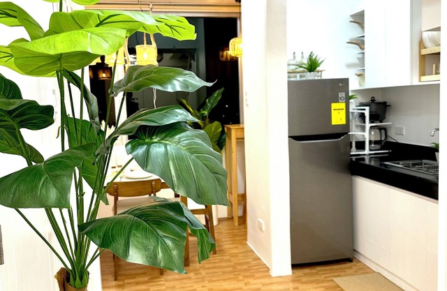 2-bedroom condo in terrific Mandaluyong with AC, WiFi. Enjoy your stay