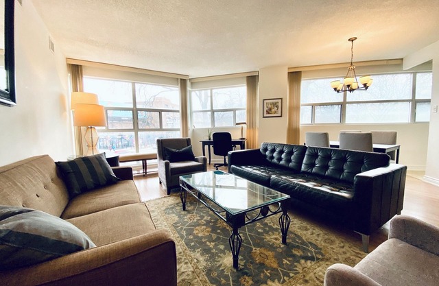 2 Bedroom Condo next to High Park