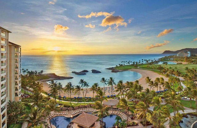 2 Bedroom Condo On Hawaiian Beach - Family Friendly - 7 nights