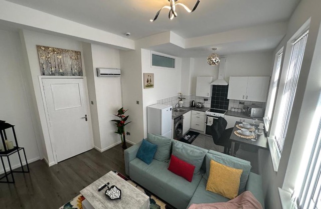 2 bedroom flat close to Manchester City, Manchester City stadium and Coop Arena