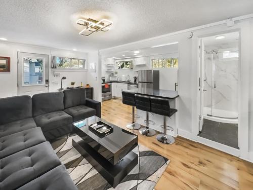 2-Bedroom Golf Course Getaway