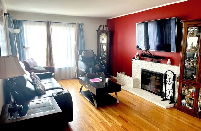2 Bedroom House near SFSU w/kitchen and free parking
