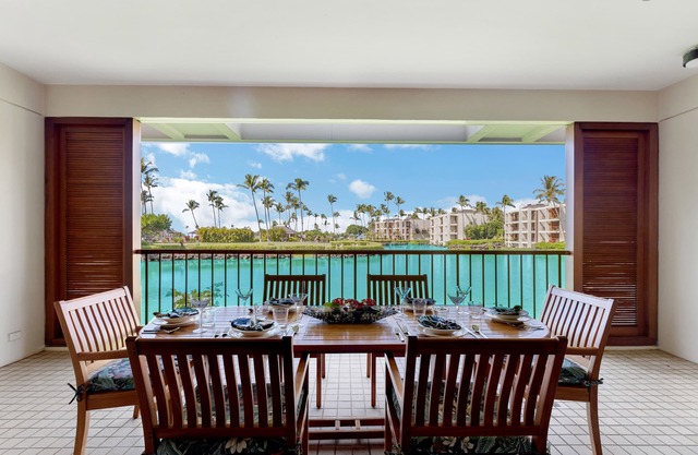 2 Bedroom Luxury Condo at the Terrace. Walk to beach & Hotel; openings Sept-Oct