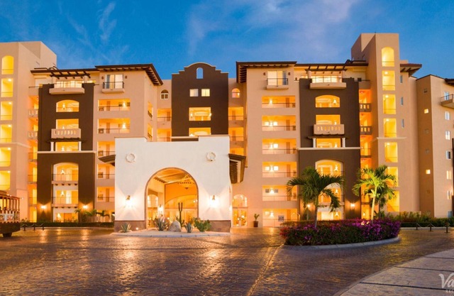2-Bedroom Luxury Suite with Ocean View, Villa del Arco - March 1-8, 2025 n