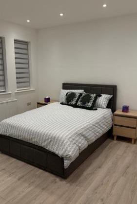 2 bedroom maisonette in Stanmore newly refurbished
