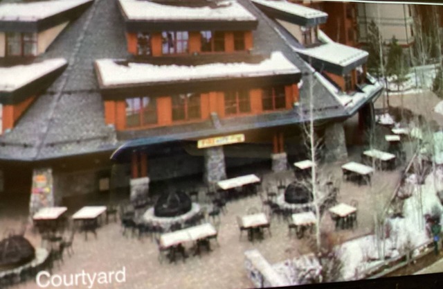 2-bedroom resort in beautiful South Lake Tahoe with fitness room, WiFi