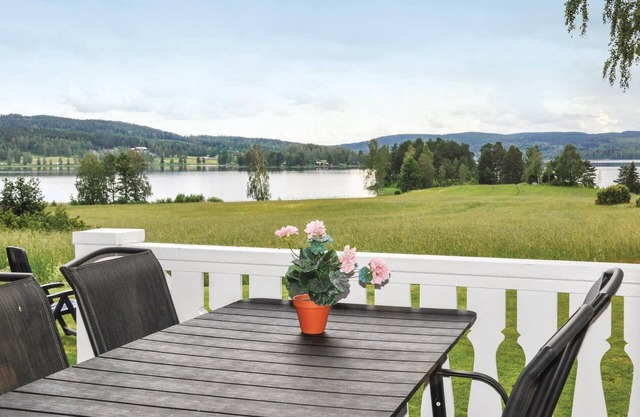 2 bedroom stunning home in Gunnarskog