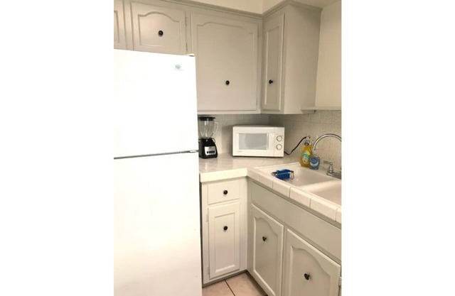 2 Bedrooms by Fresno Airport