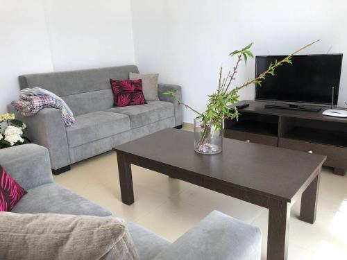 2 bedrooms villa with wifi at Peyia 3 km away from the beach