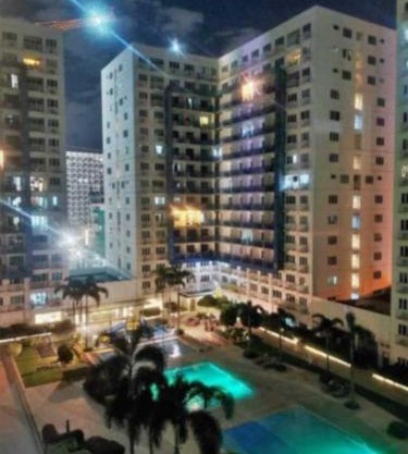 2-BR CONDO Staycation Sea Residence -Kharen
