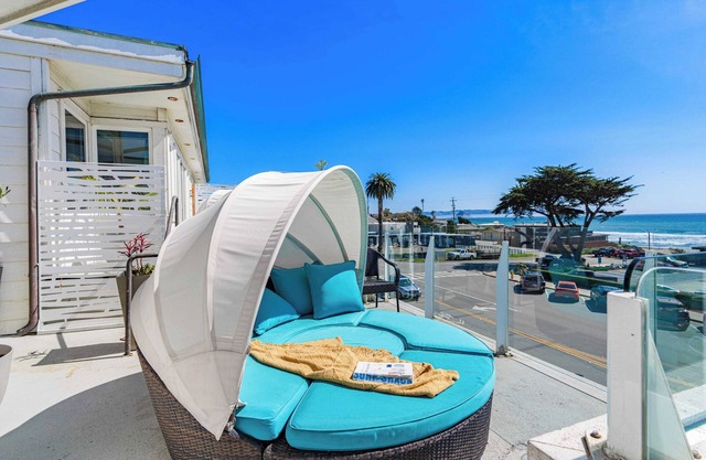 2 Coastal Studios at Cayucus Beach Access + Ocean Views