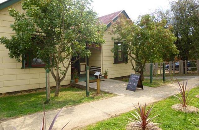 2 Dukes Daylesford