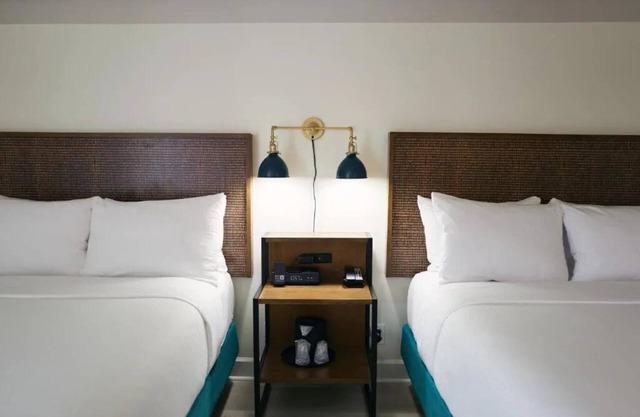 2 Elegant Units with Heated Pools in the Heart of San Francisco
