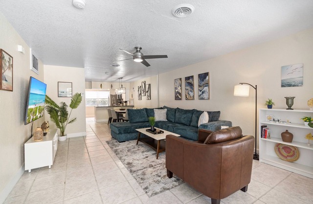 2 Full Homes! Managed by BNR Vacation Rentals