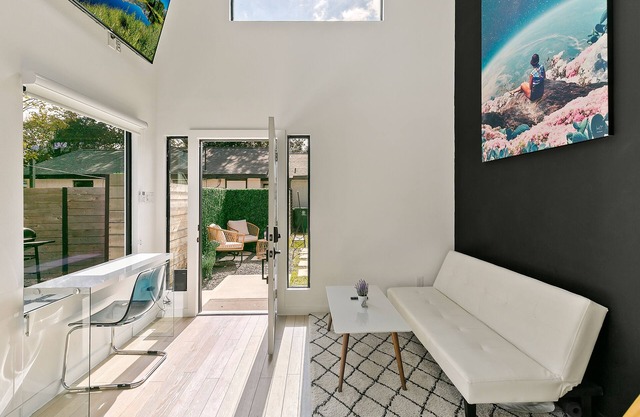 2 Houses~Family Oasis~Cinema & Private Garden