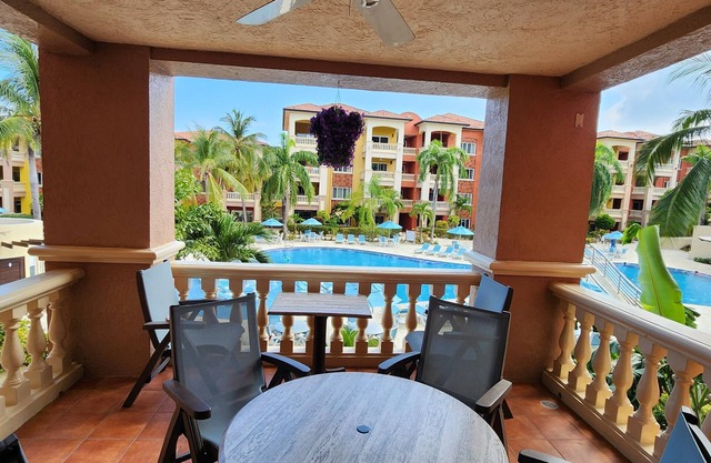 2 KING BEDROOMS, INCLUDES RESORT FEES & ONE AIRPORT TRANSFER!nnnn