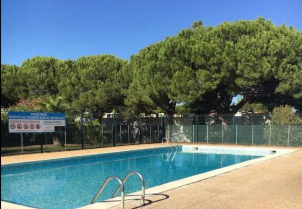 2 pièces - Cabine et terrasse Véranda - GRAU DU ROI -