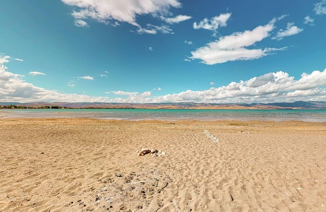 2 private beachfront homes on east side of Bear Lake, boat parking