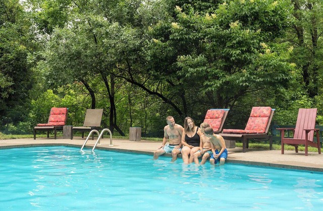 2 Relaxing Units w/Fireplace & Spa Access | Near Trails & National Park