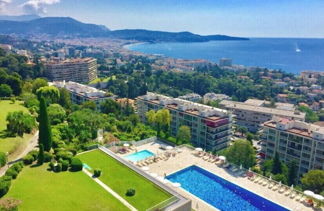 2-room apartment in luxury residence