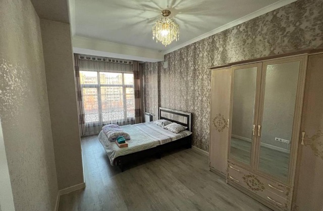 2-room apartment Tynystanova 94