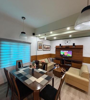 2 separate fully furnished condo units 1BR on the 23rd flr and 3BR penthouse on the 41st flr, with different bookings and daily rates in Ermita, Manila near SLEC,US Embassy, Mall and Parks