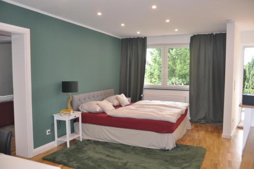 2-ZIMMER WOHNUNG mit TERRASSE, FERNBLICK, NATUR, RUHIG - Marburg
