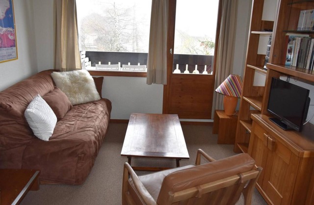 200m from ski slopes, 2nd floor, balcony, tv, ski locker, 54m², Pralognan-la-Vanoise