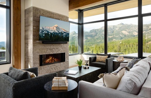 201 LakeLodge by Moonlight Basin Lodging