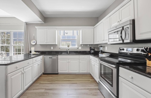 214 Shoreland
