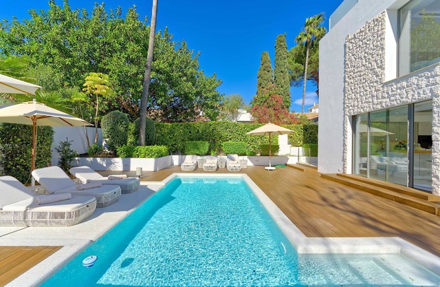 2244 Luxury Modern Villa with Heated Pool in Puerto Banus