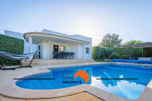 #239 Vivenda V3 com Piscina by Home Holidays