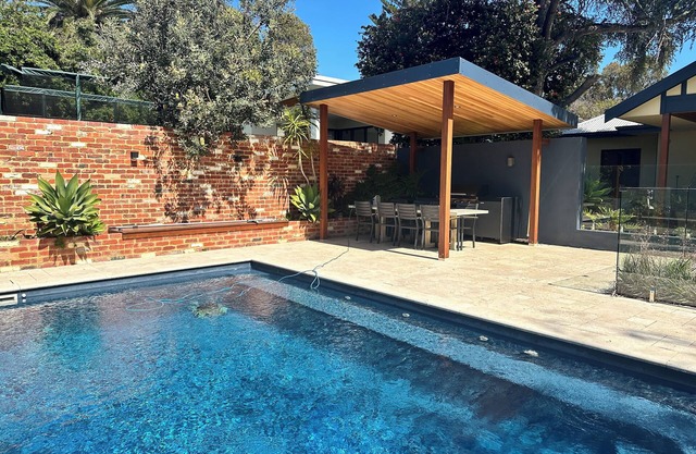 246 Peacefully Private Family Home+POOL