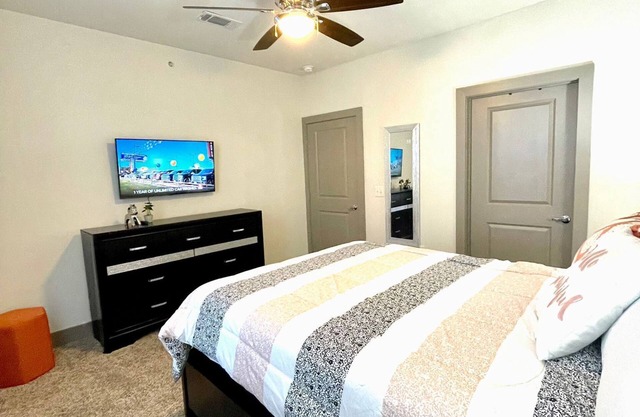 25% OFF 2BD Pool View of the Rim, SA SA201A