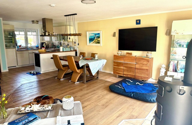 250 m to the beach - child-friendly house with garden - dogs very welcome