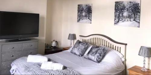 284 Room 1 - Beachfront