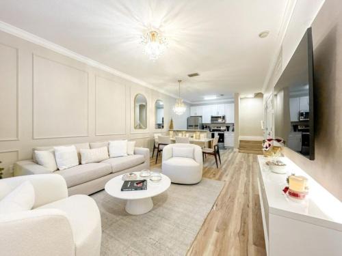 2956 Bright 3 Bed-2 Bath Townhouse Close To Disney