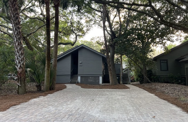 2BR 2BA Oceanwoods Cottage, Short Walk to the Beach and Park