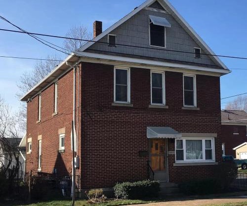 2BR Erie Flat Remote Work Family-Friendly